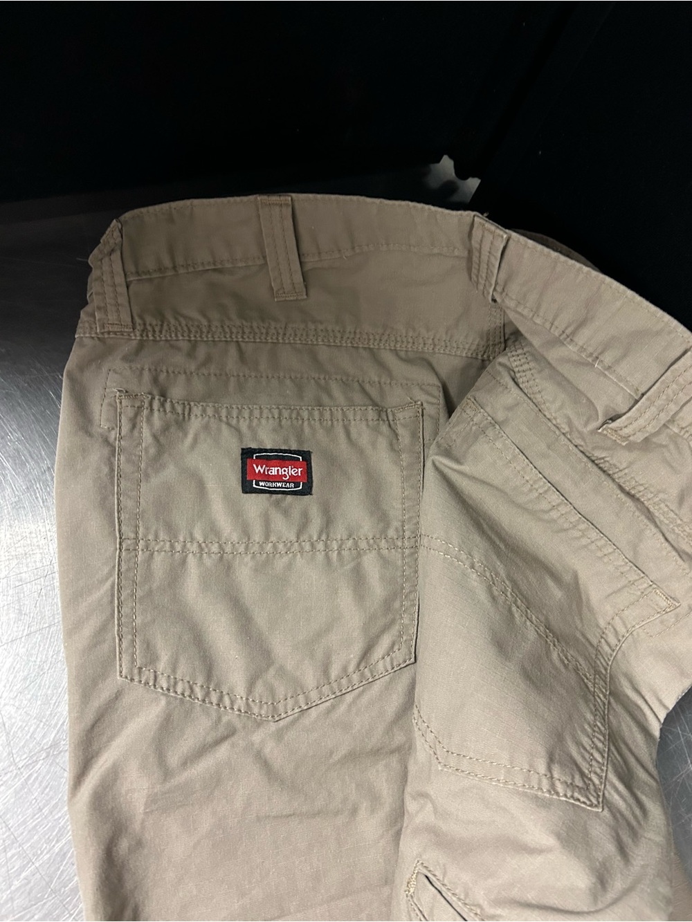 Wrangler Work Pants 38x30 - Picture 5 of 9